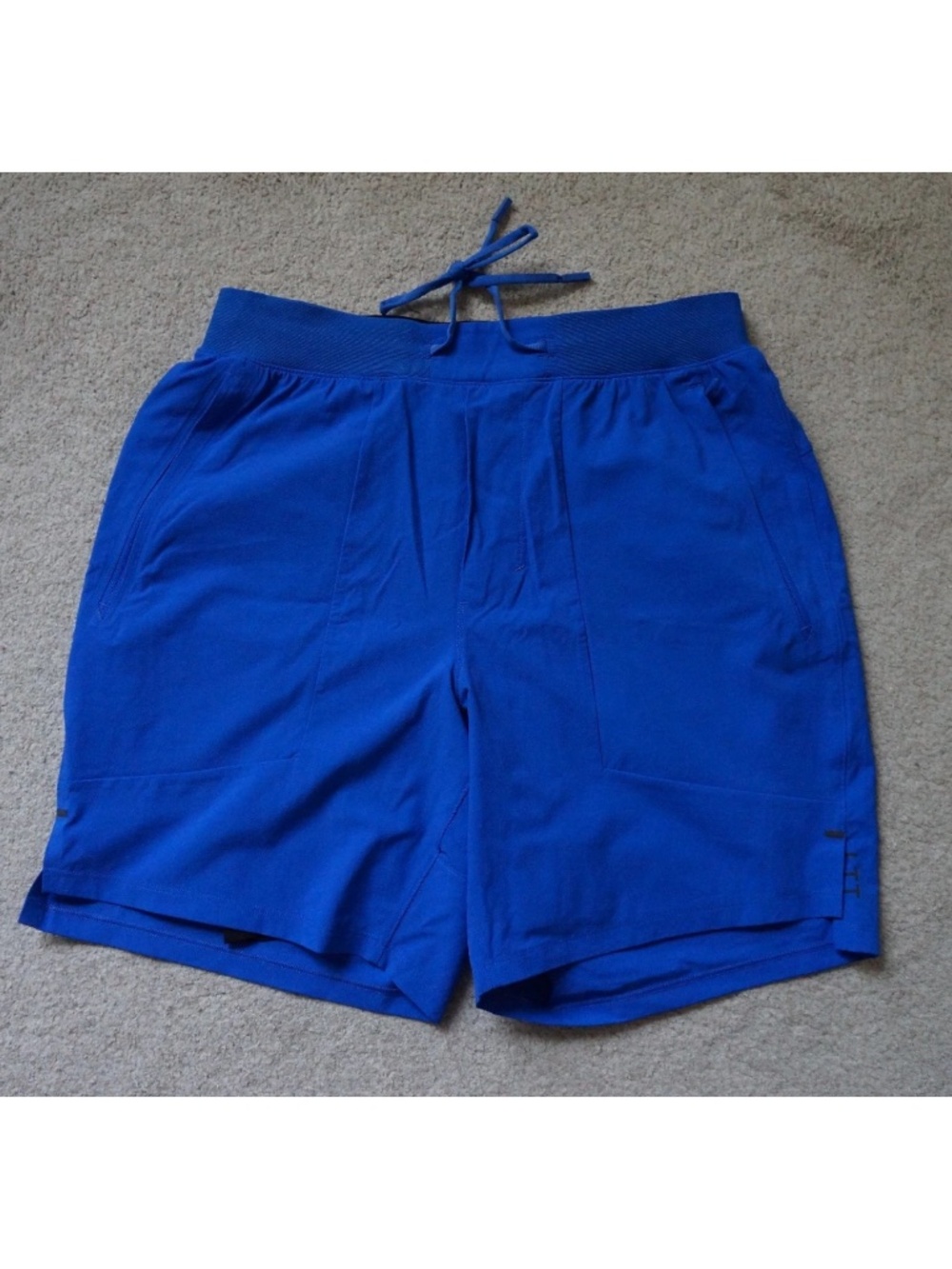 Lululemon men's license to train *elite short with liner size medium